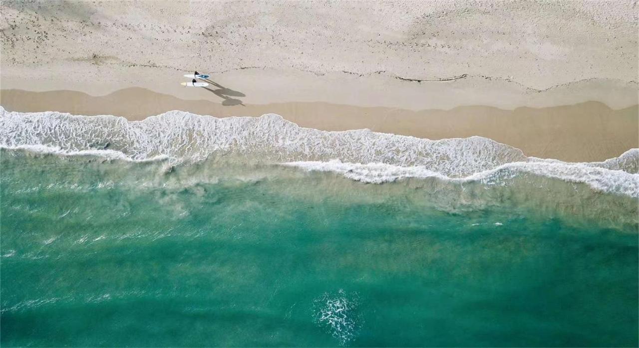 Deer Chenke Seascape Surf B&B Sanya Bagian luar foto