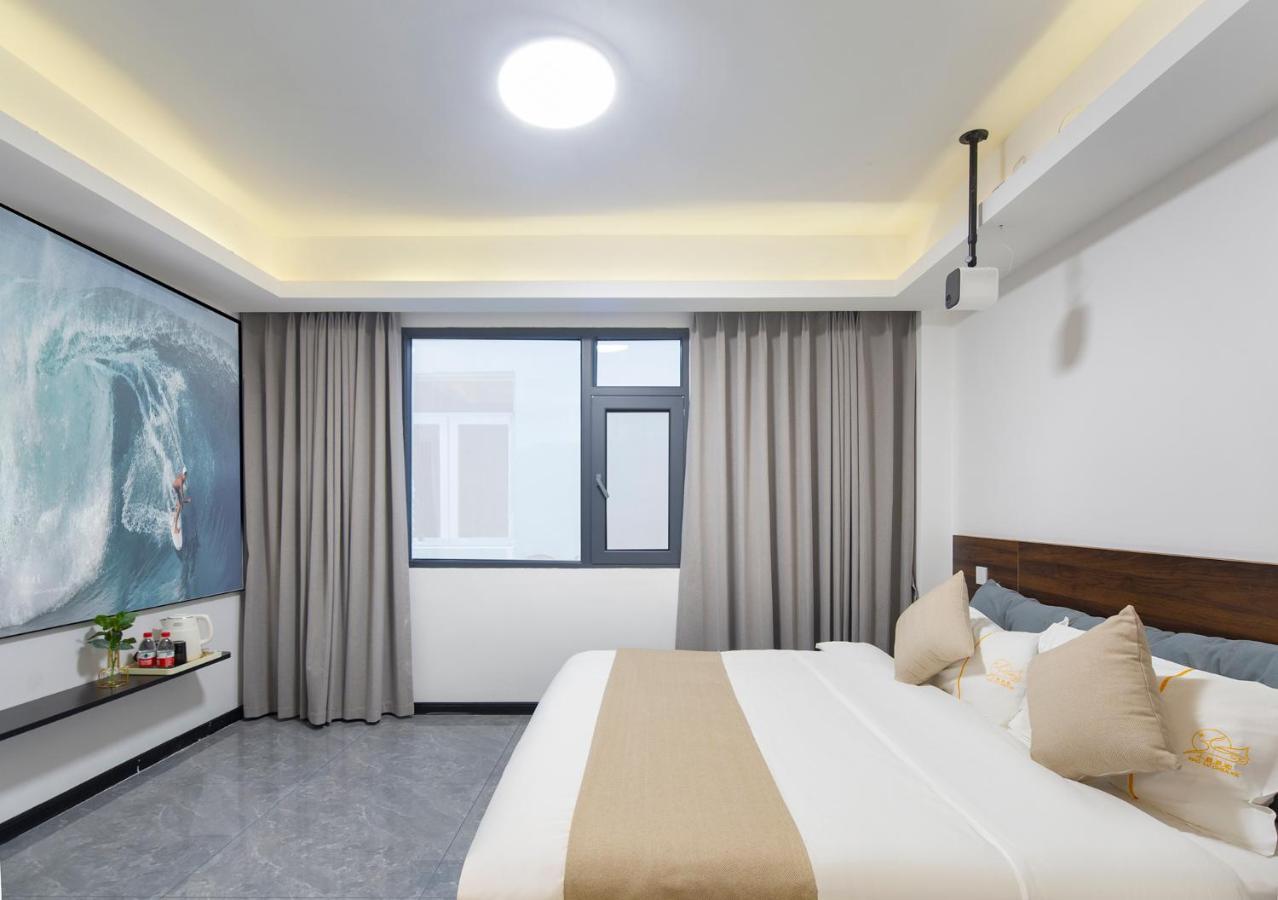 Deer Chenke Seascape Surf B&B Sanya Bagian luar foto